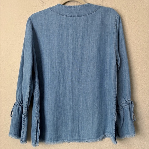 Rails Linen Blend Zimi Vintage Wash Chambray Bell Sleeves V Neck Long Sleeve Top - Picture 12 of 15